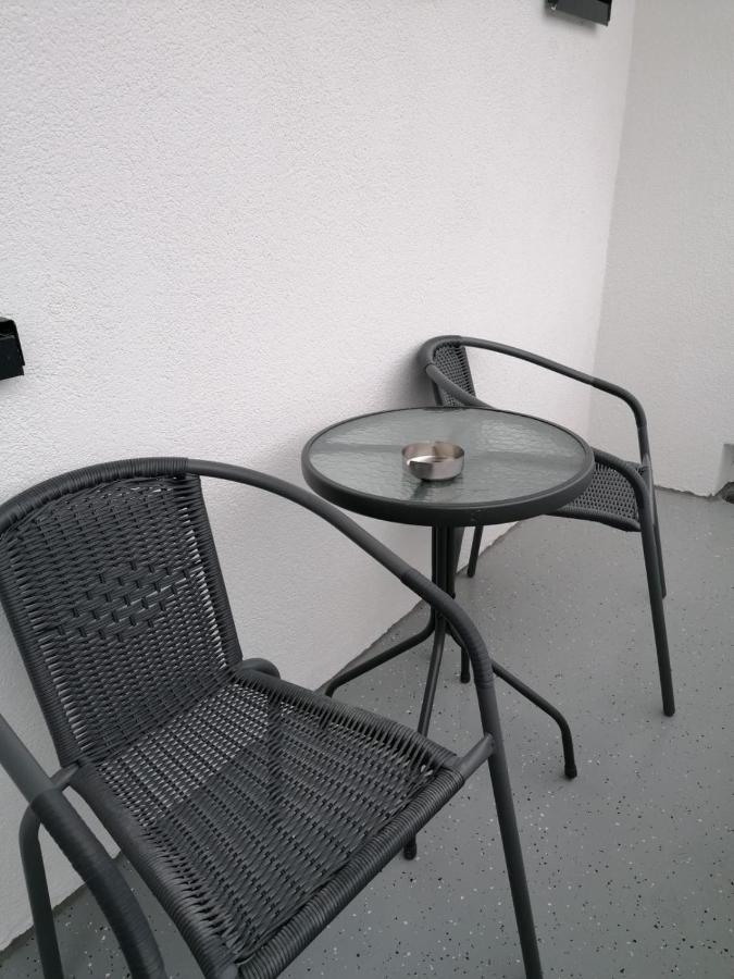 Estrella24 Living Rooms Singapur 헤르네 외부 사진